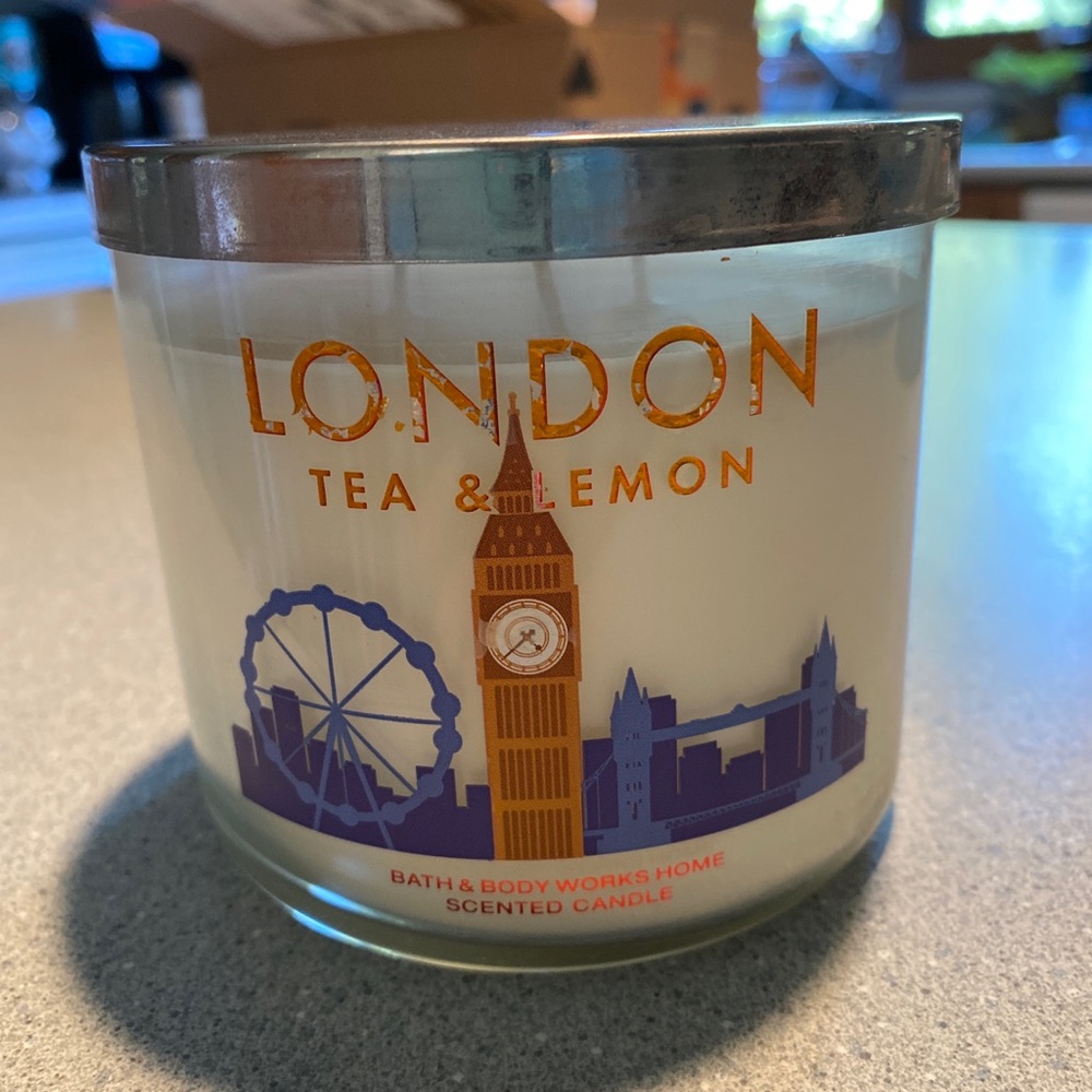 New Bath and Body Works London Tea and Lemon 3-Wick Candle
